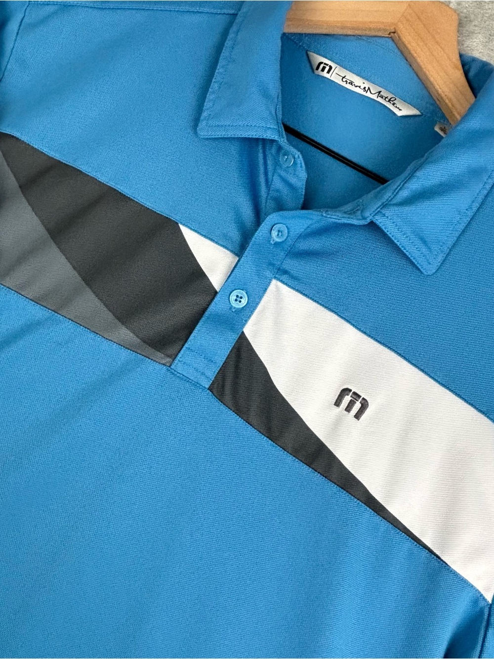 Travis Mathew Men‎ Large Blue Colorblock Golf Polo Performance Breathable